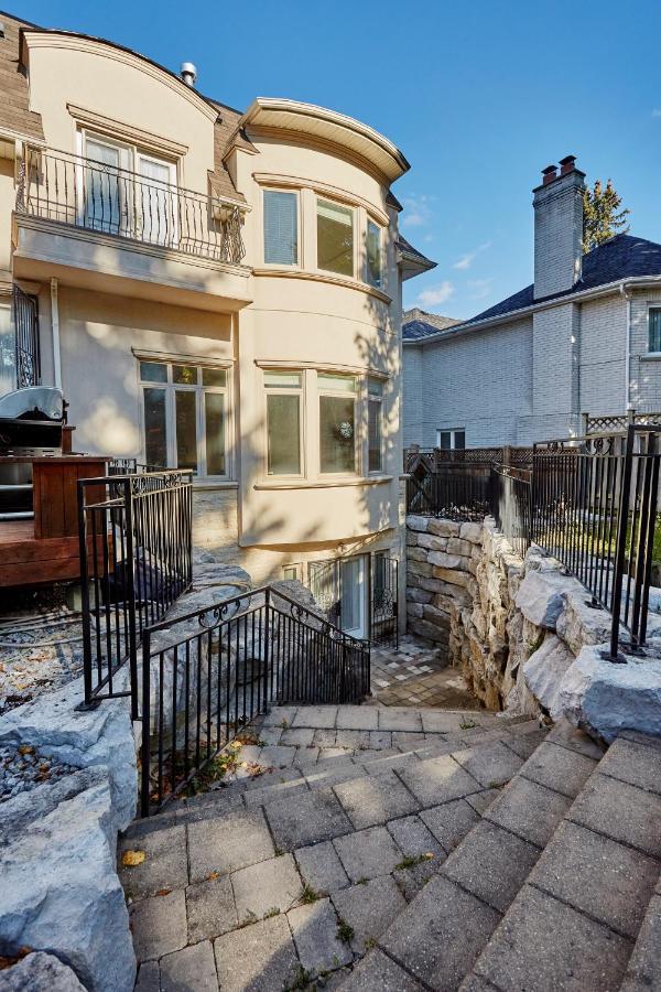 Elegant Apartment With Sauna Toronto Exterior photo